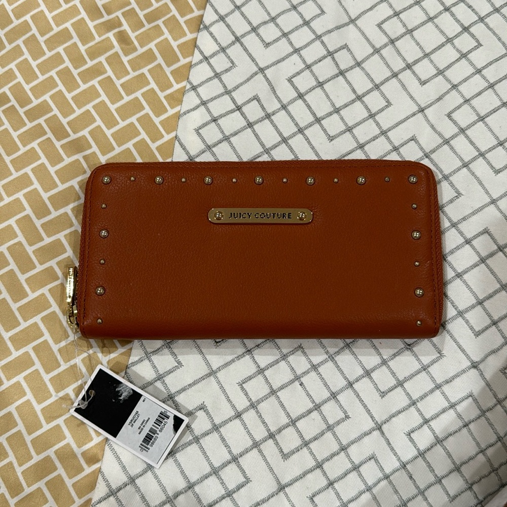 Brown juicy couture wallet never used